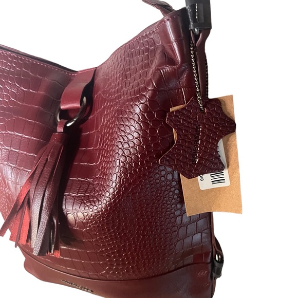 Union Code Genuine Leather Crossbody Bucket Bag Red Croc Embossed New - Picture 4 of 9